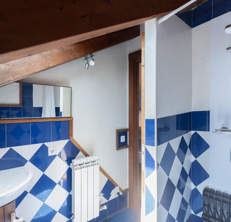 Albergue A'Noguera Castiello de Jaca Εξωτερικό φωτογραφία